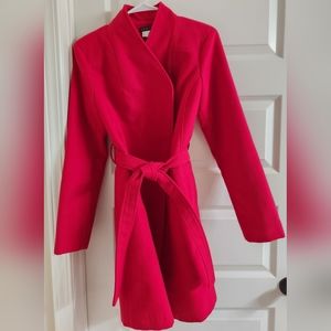 Stunning Red Fully Lined Coat Snap Button Closure New w/o Tag. Never Worn Sz Sm
